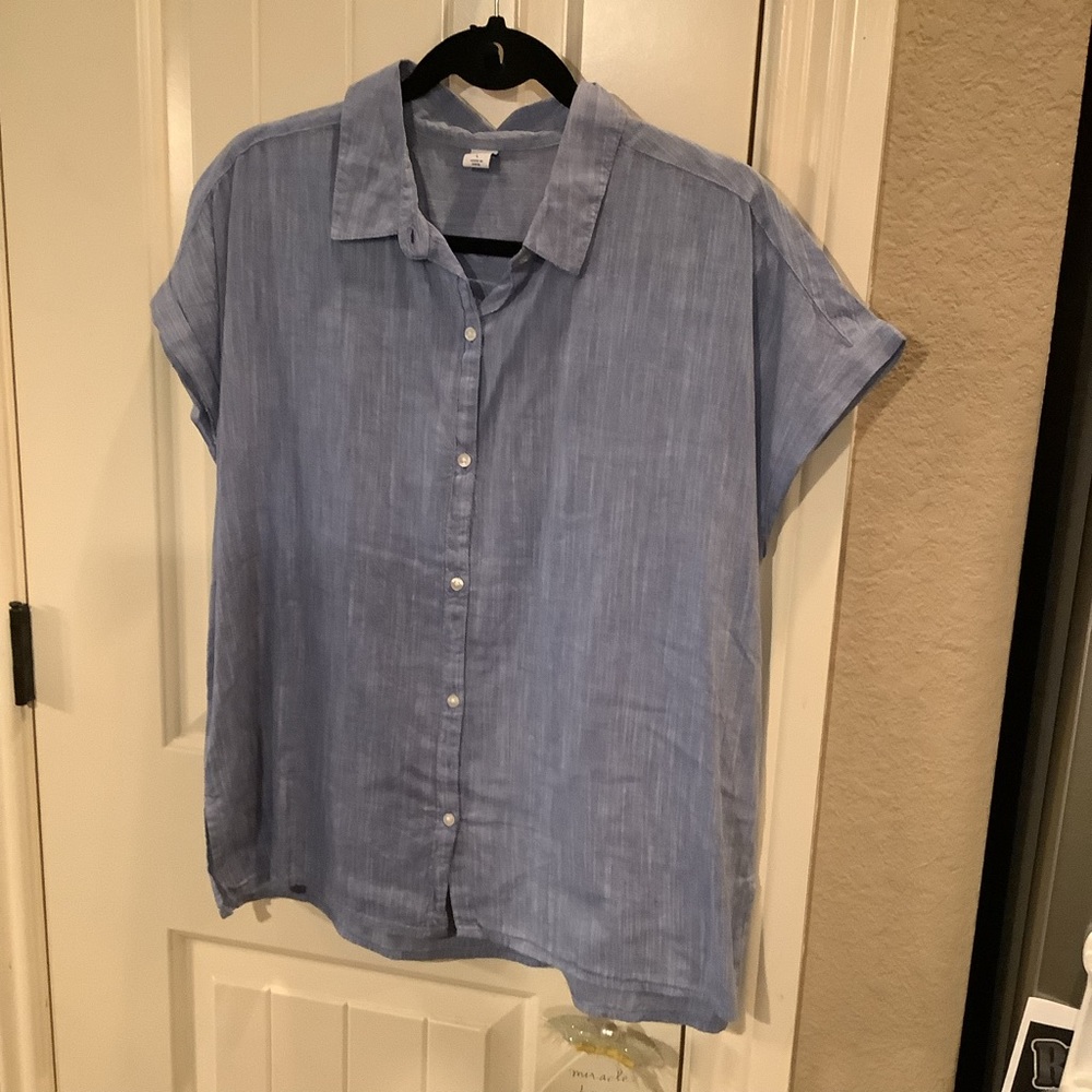 Chambray Old Navy shirt size large